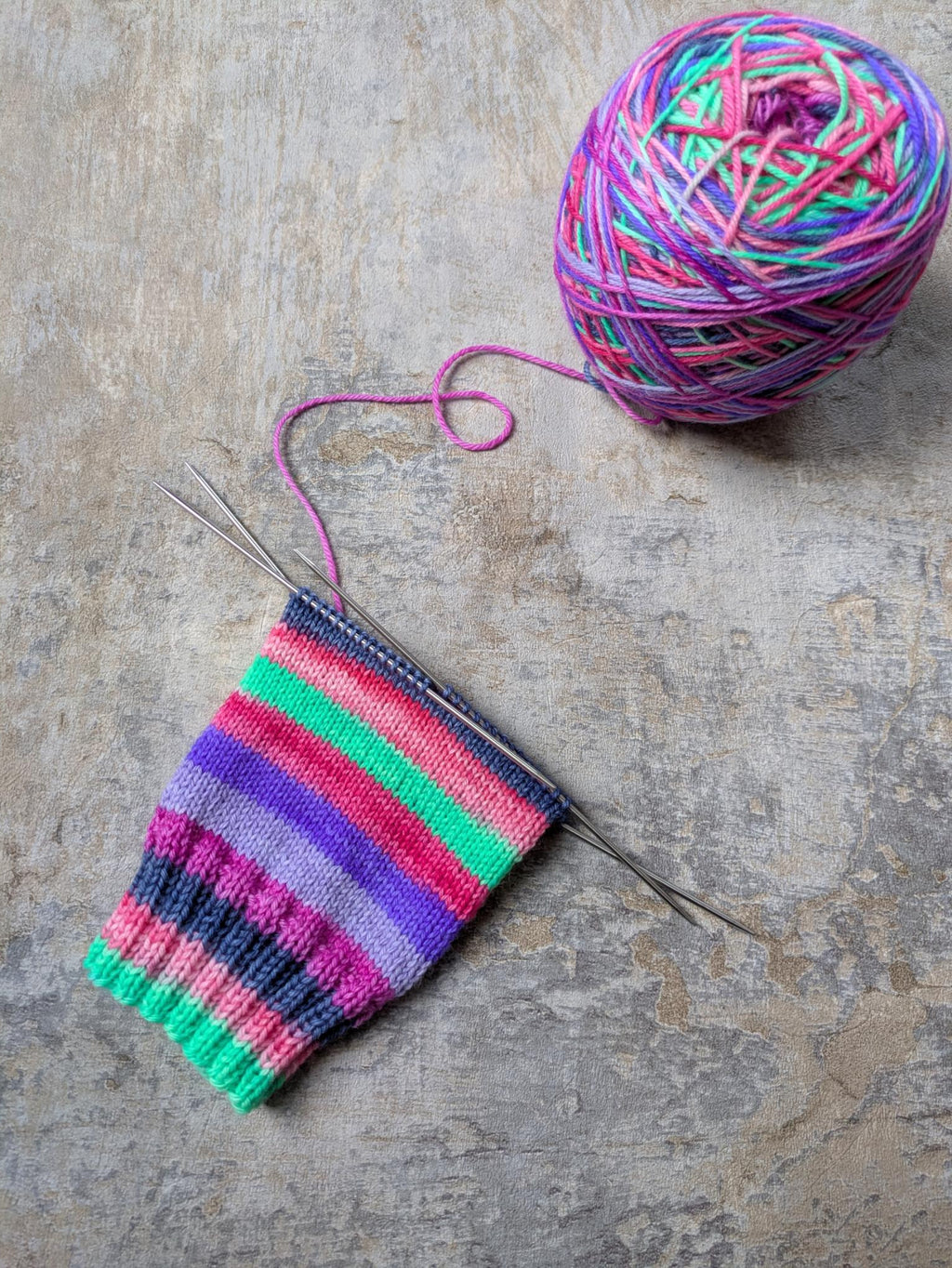 Self-Striping Sock Yarn - Elixir (dyed by Nicole C. Méndez)